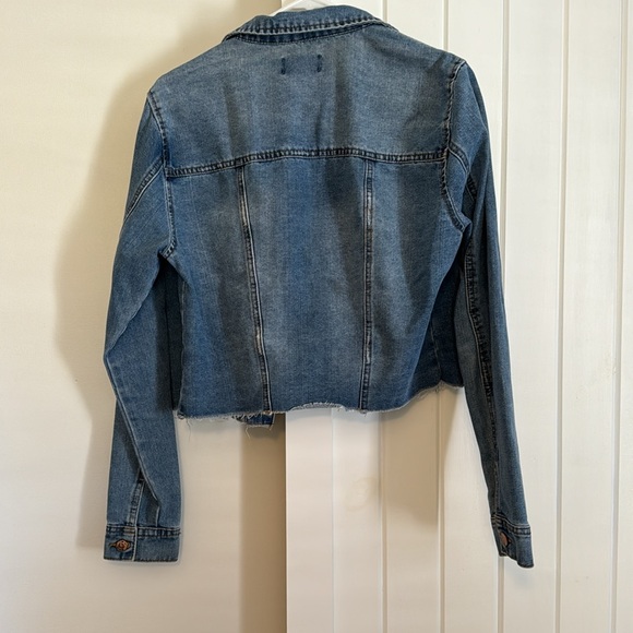 Jean jacket - Picture 4 of 4